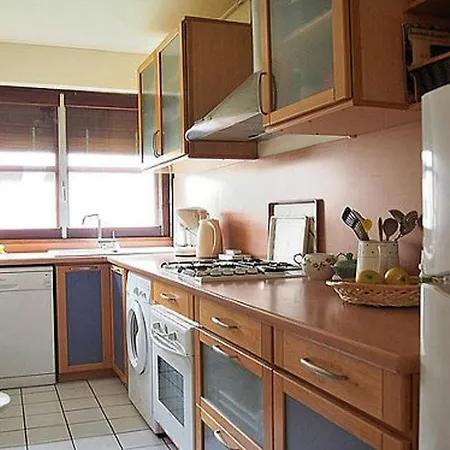 With One Bedroom In Paris, With Wonderful View, Enclose Apartment *
